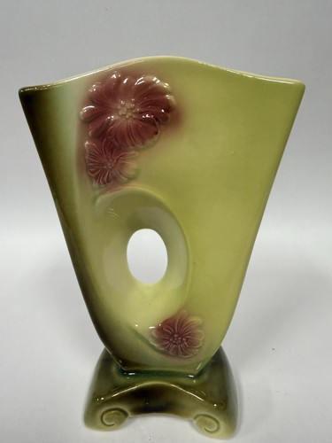 Vtg 1957 hull pottery - vtg,
